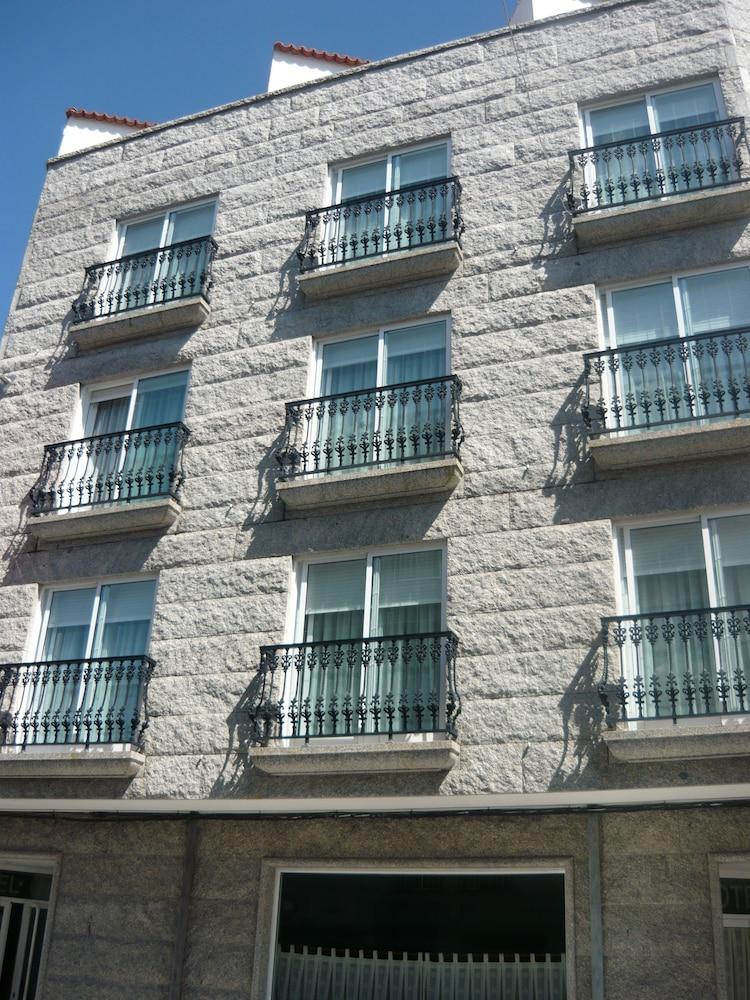 Hotel Grove O Grove Kültér fotó