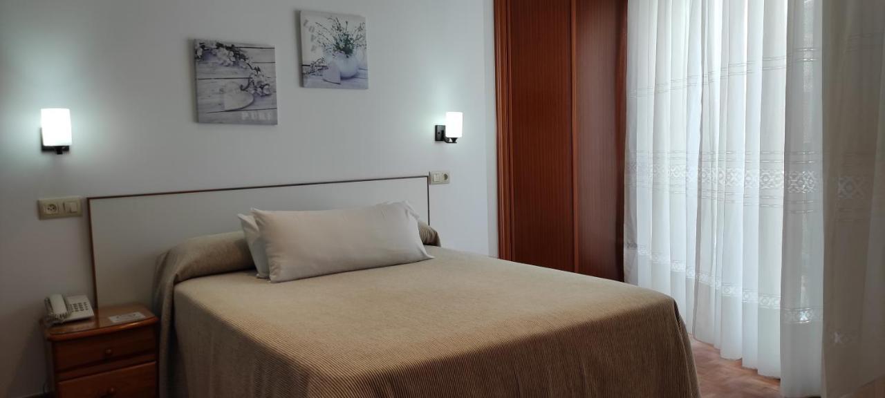 Hotel Grove O Grove Kültér fotó