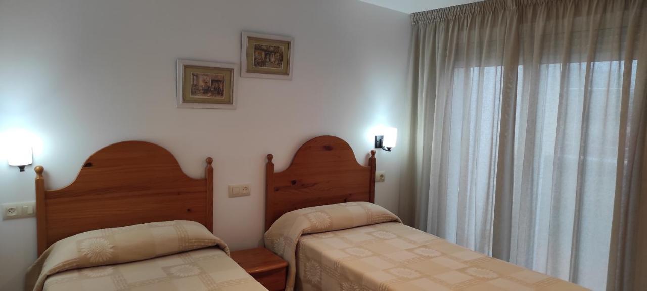Hotel Grove O Grove Kültér fotó